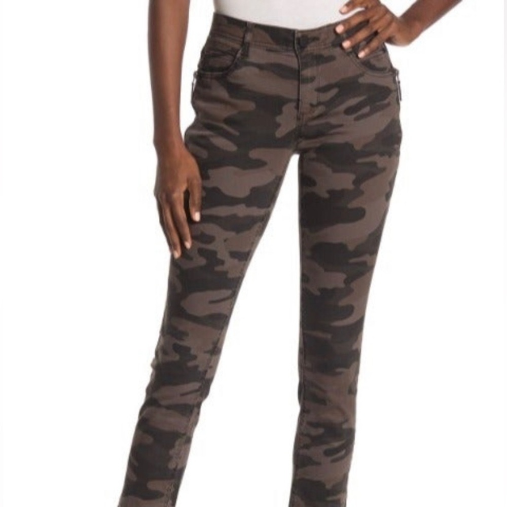 Democracy Ab Technology Camo Skinny‎ Ankle Jeans